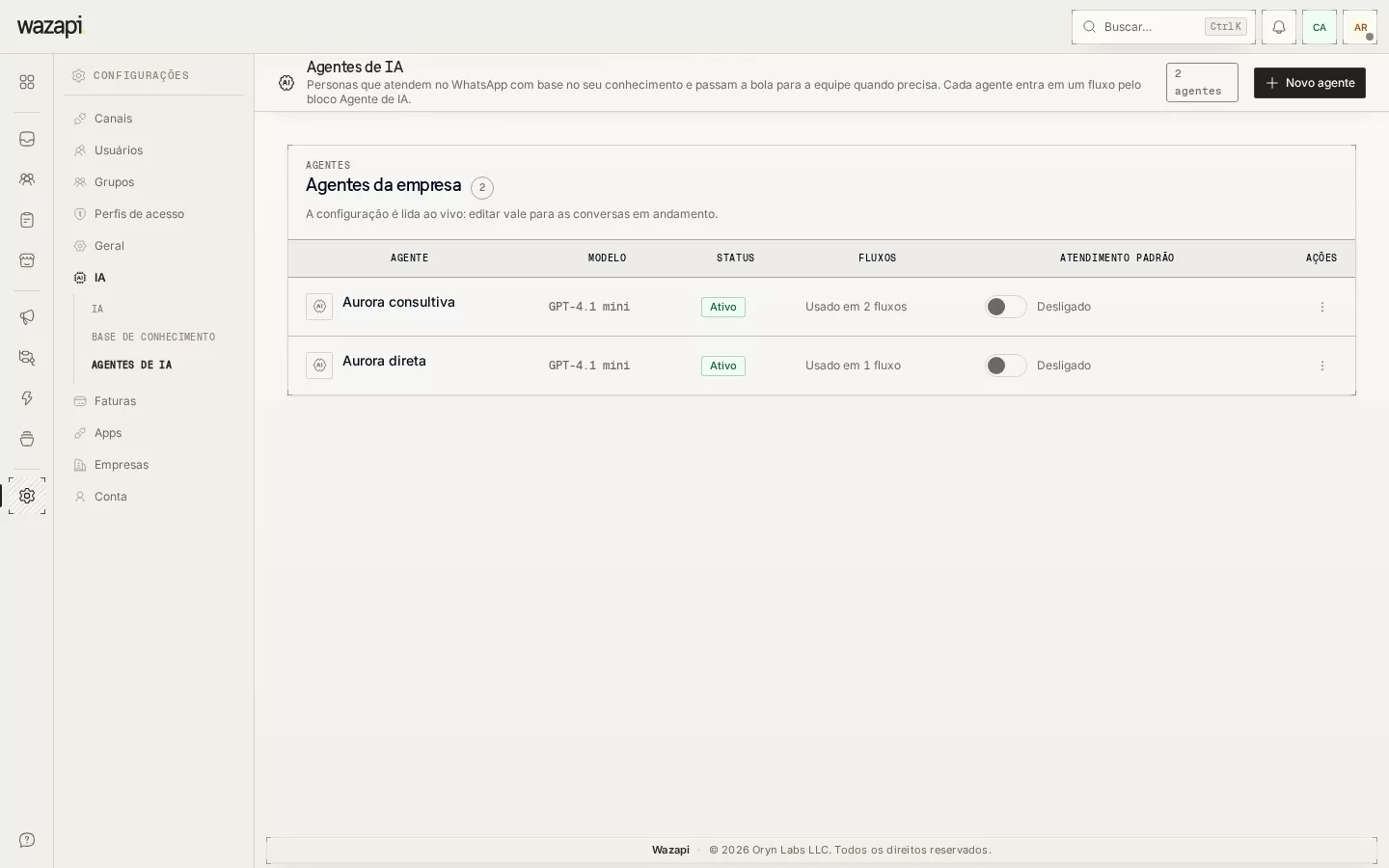 Lista de agentes de IA com status, modelo e atalho para atendimento padrão